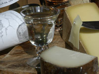 Käse und Wein kennenlernen